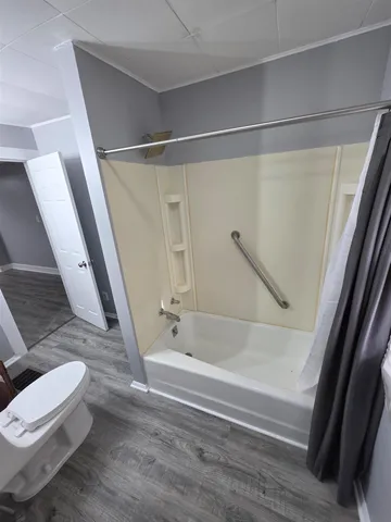 $154,900 | 111 East Empire Street, Freeport, IL 61032