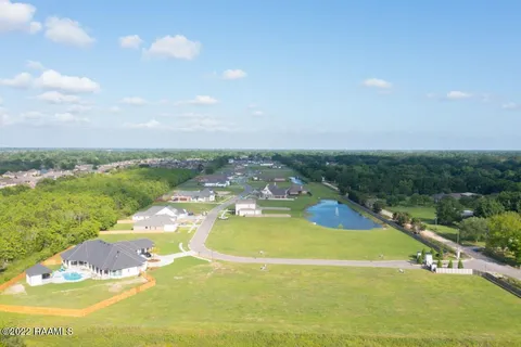 $135,000 | 100 Greyford Drive, Lafayette, LA 70503