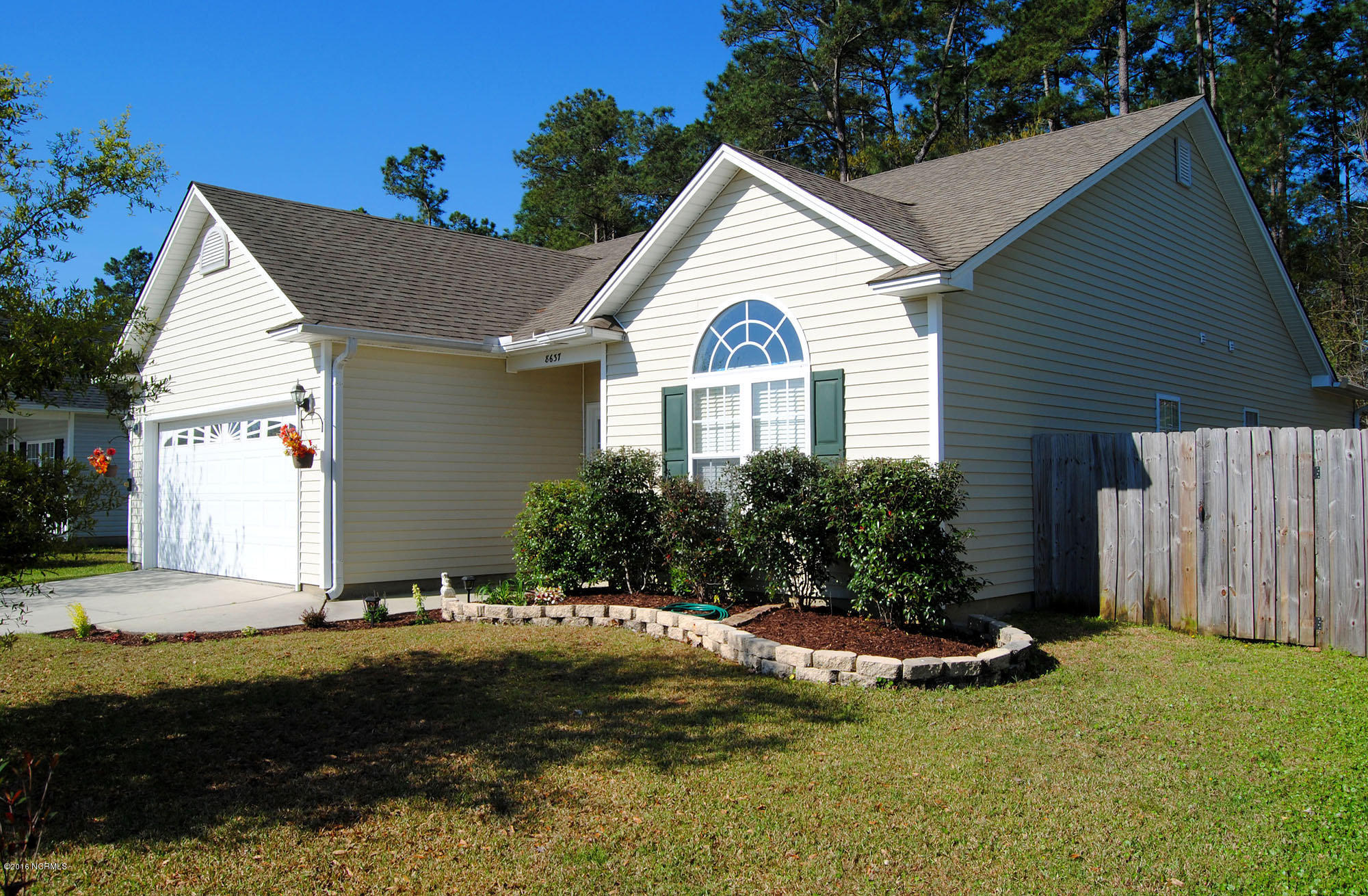 8637 Orchard Loop Road Leland, NC 28451 - Photo 5 of 37 DSC_7564