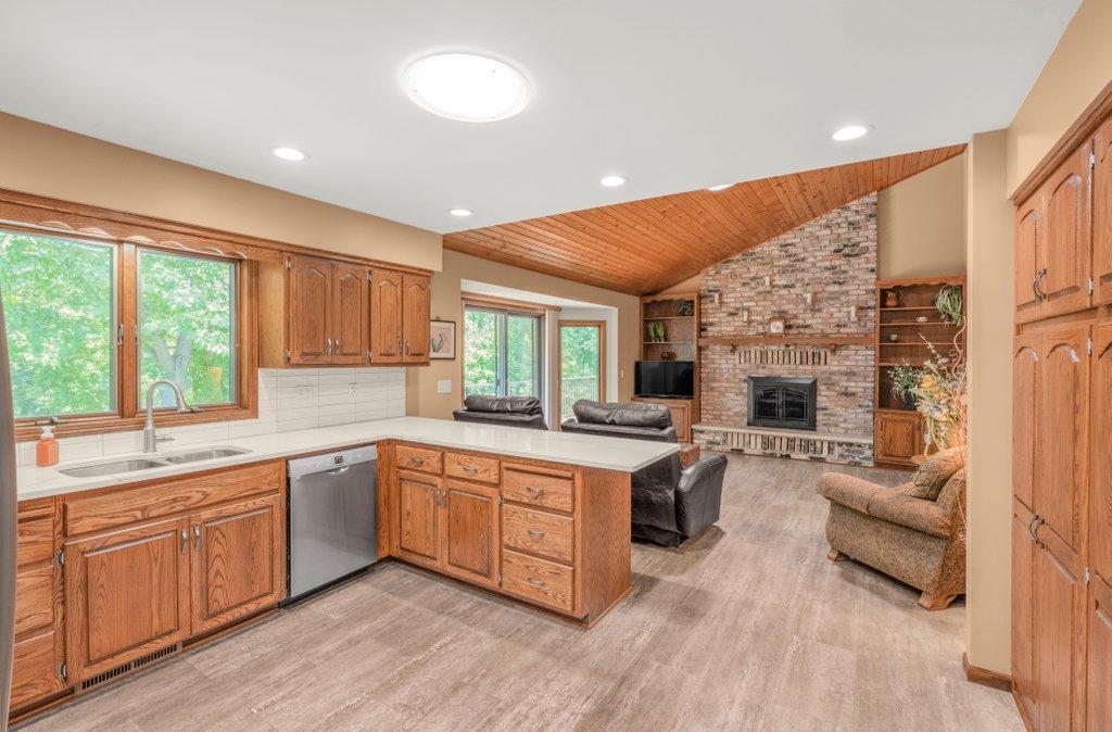 7261 Mill Road Centerville, MN 55038 - Photo 3 of 34