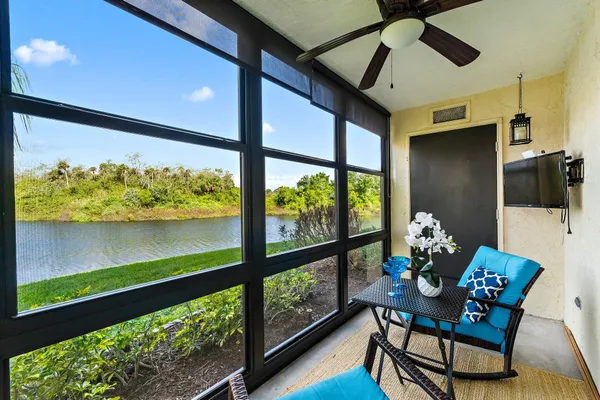 $1,900 | 671 Southwest South River Drive, Unit 105, Stuart, FL 34997