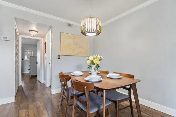 $1,900 | 671 Southwest South River Drive, Unit 105, Stuart, FL 34997