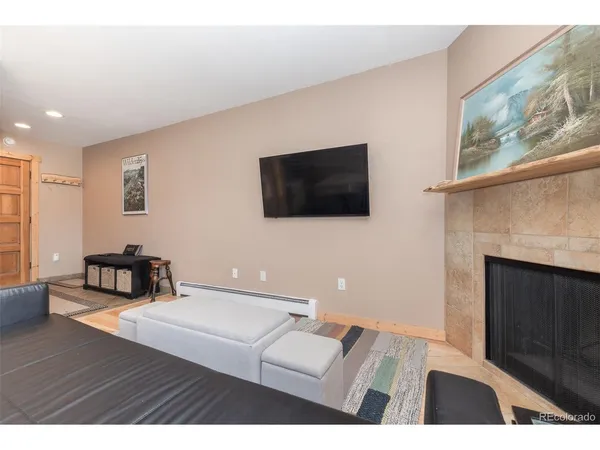 $349,000 | 152 Gcr 840/ Meadow, Unit 9, Fraser, CO 80442