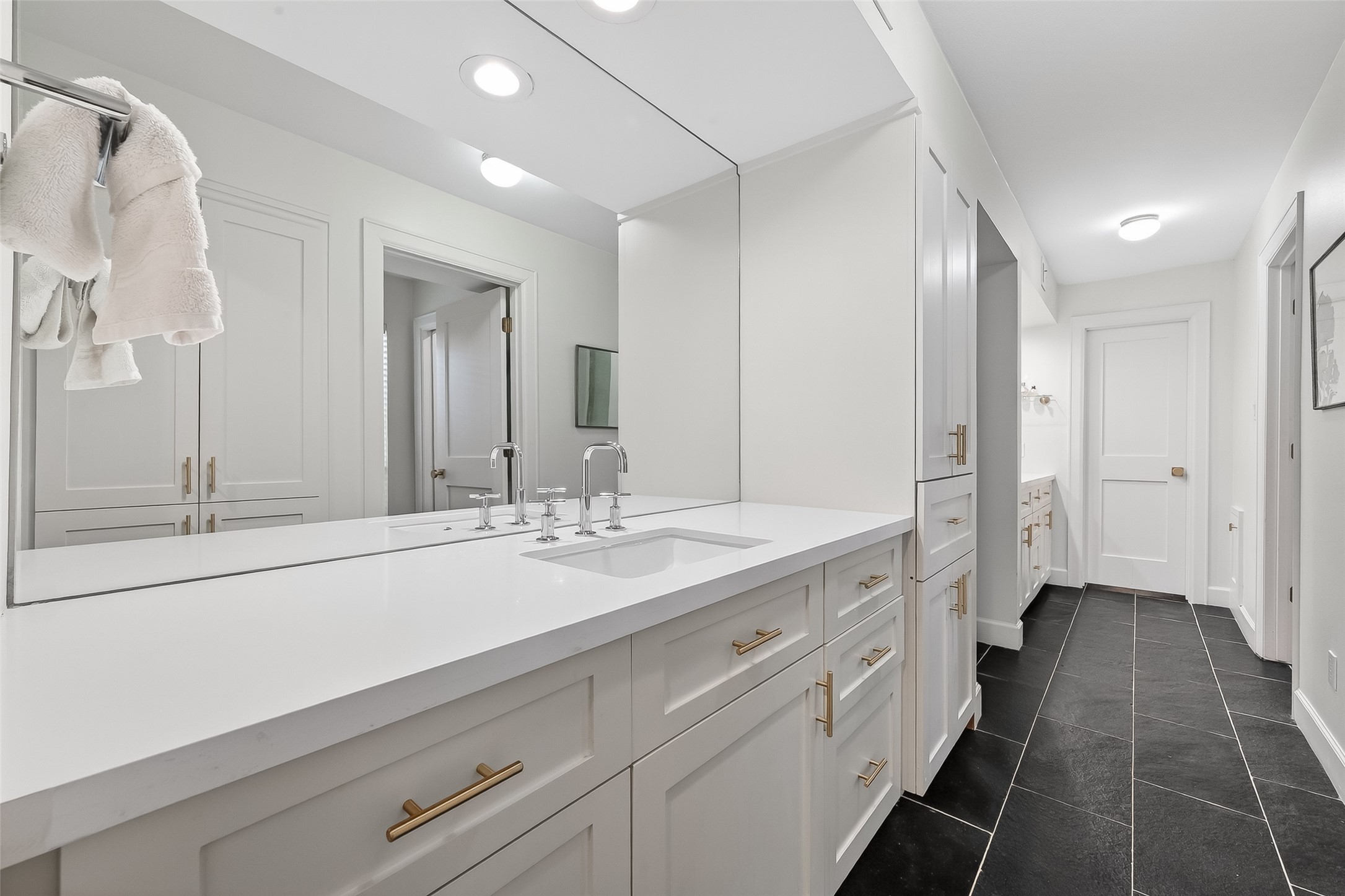 10022 Bayou Glen Road Houston, TX 77042 - Photo 33 of 43