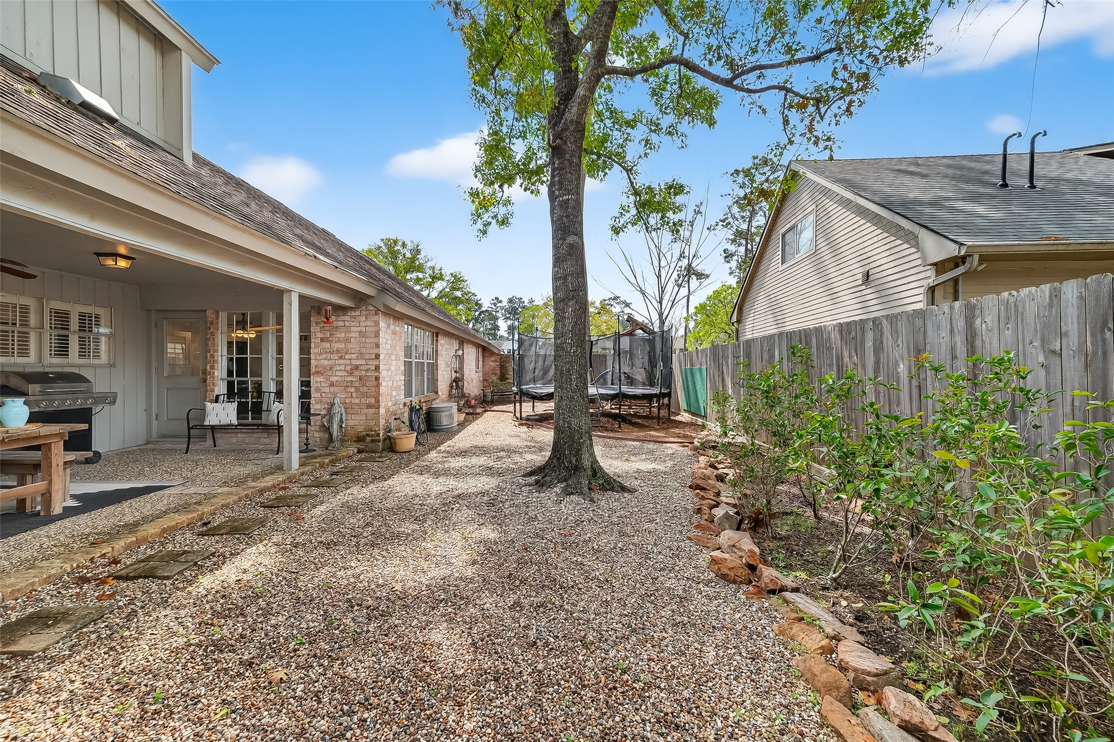10022 Bayou Glen Road Houston, TX 77042 - Photo 38 of 43
