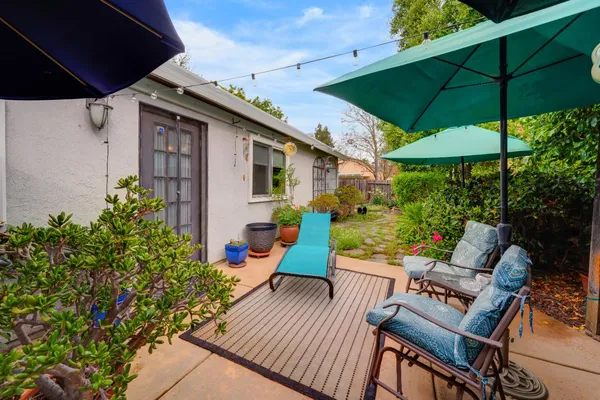 $555,500 | 1916 Oak Bluff Way, Sacramento, CA 95833