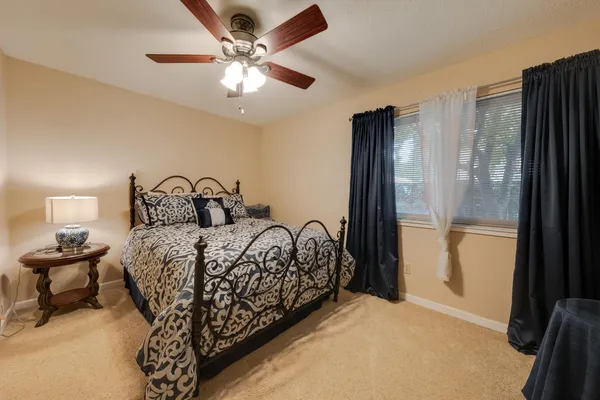 $555,500 | 1916 Oak Bluff Way, Sacramento, CA 95833