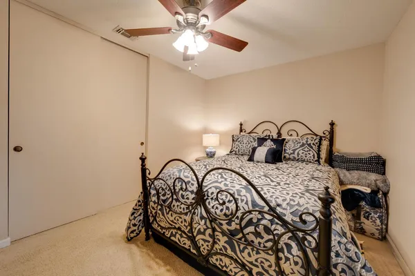 $555,500 | 1916 Oak Bluff Way, Sacramento, CA 95833