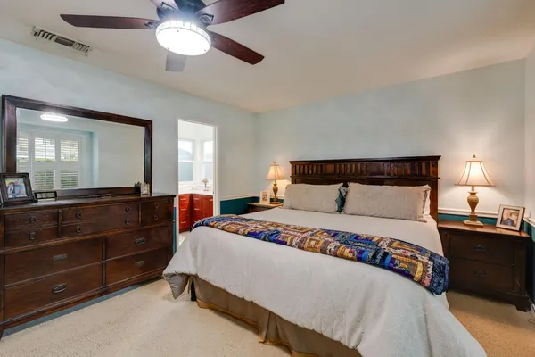 $555,500 | 1916 Oak Bluff Way, Sacramento, CA 95833