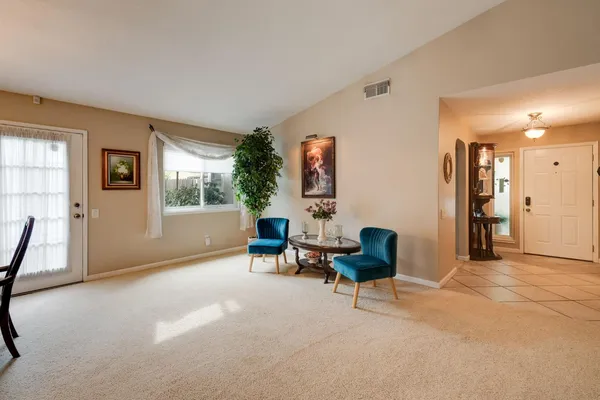 $555,500 | 1916 Oak Bluff Way, Sacramento, CA 95833