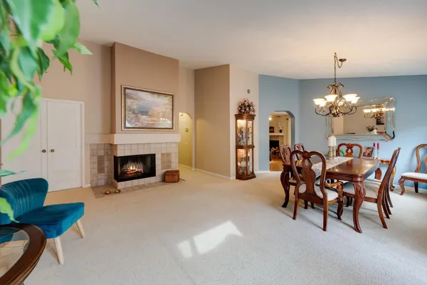 $555,500 | 1916 Oak Bluff Way, Sacramento, CA 95833