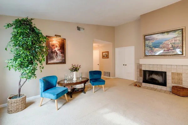 $555,500 | 1916 Oak Bluff Way, Sacramento, CA 95833