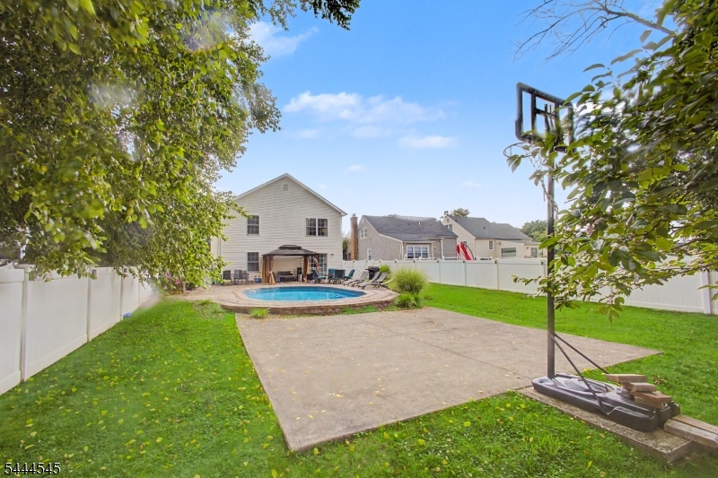 453 Huntington Road Union, NJ 07083 - Photo 22 of 28