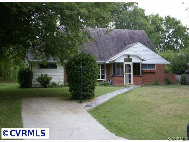 1303 Mormac Road Richmond, VA 23229 - Photo 1 of 7 Exterior Front