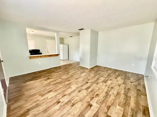 $1,500 | 240 East Howry Avenue, DeLand, FL 32724