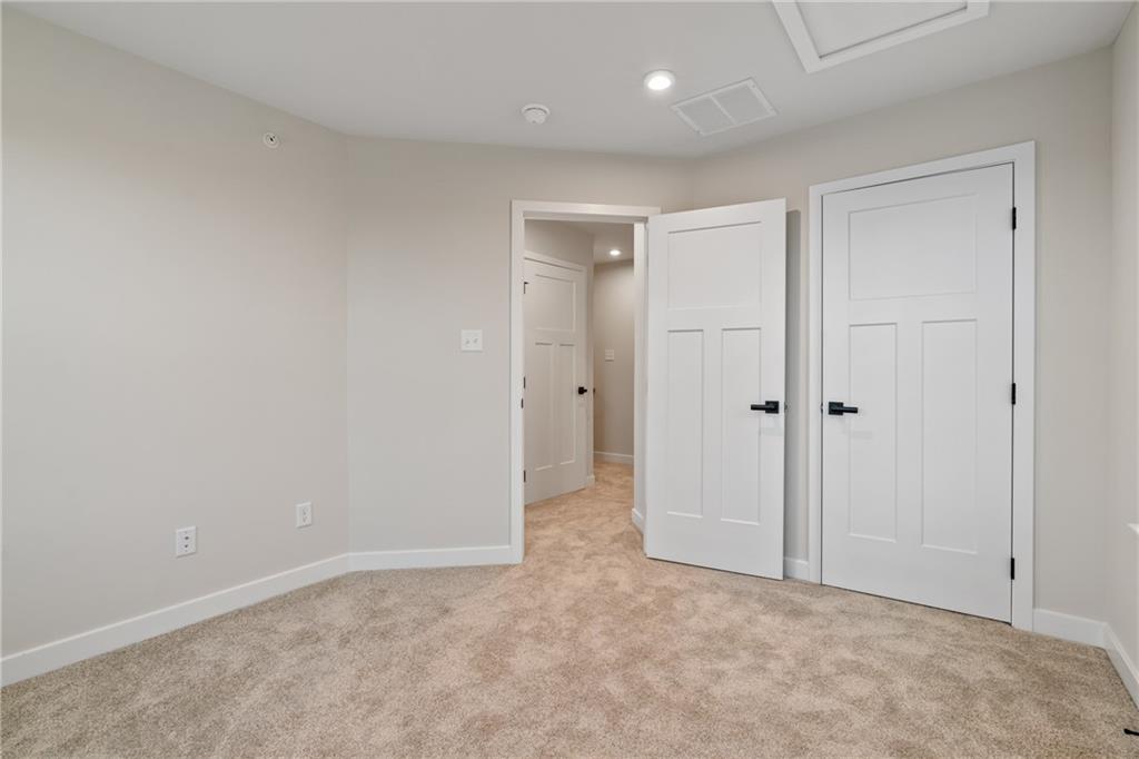 147 Crown Street McKees Rocks, PA 15136 - Photo 18 of 25 Gallery Image 18
