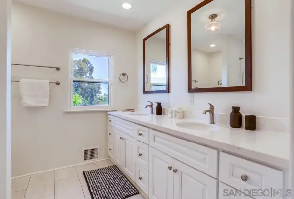 $1,295,000 | 4550 Norma Drive, San Diego, CA 92115