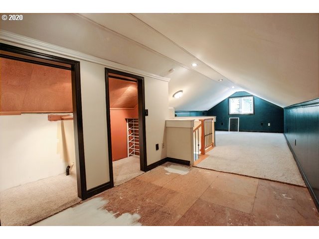 937 Country Club Road Lake Oswego, OR 97034 - Photo 18 of 28