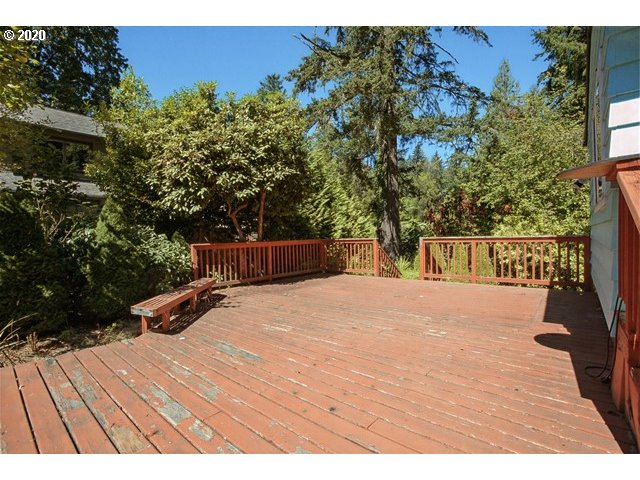 937 Country Club Road Lake Oswego, OR 97034 - Photo 19 of 28