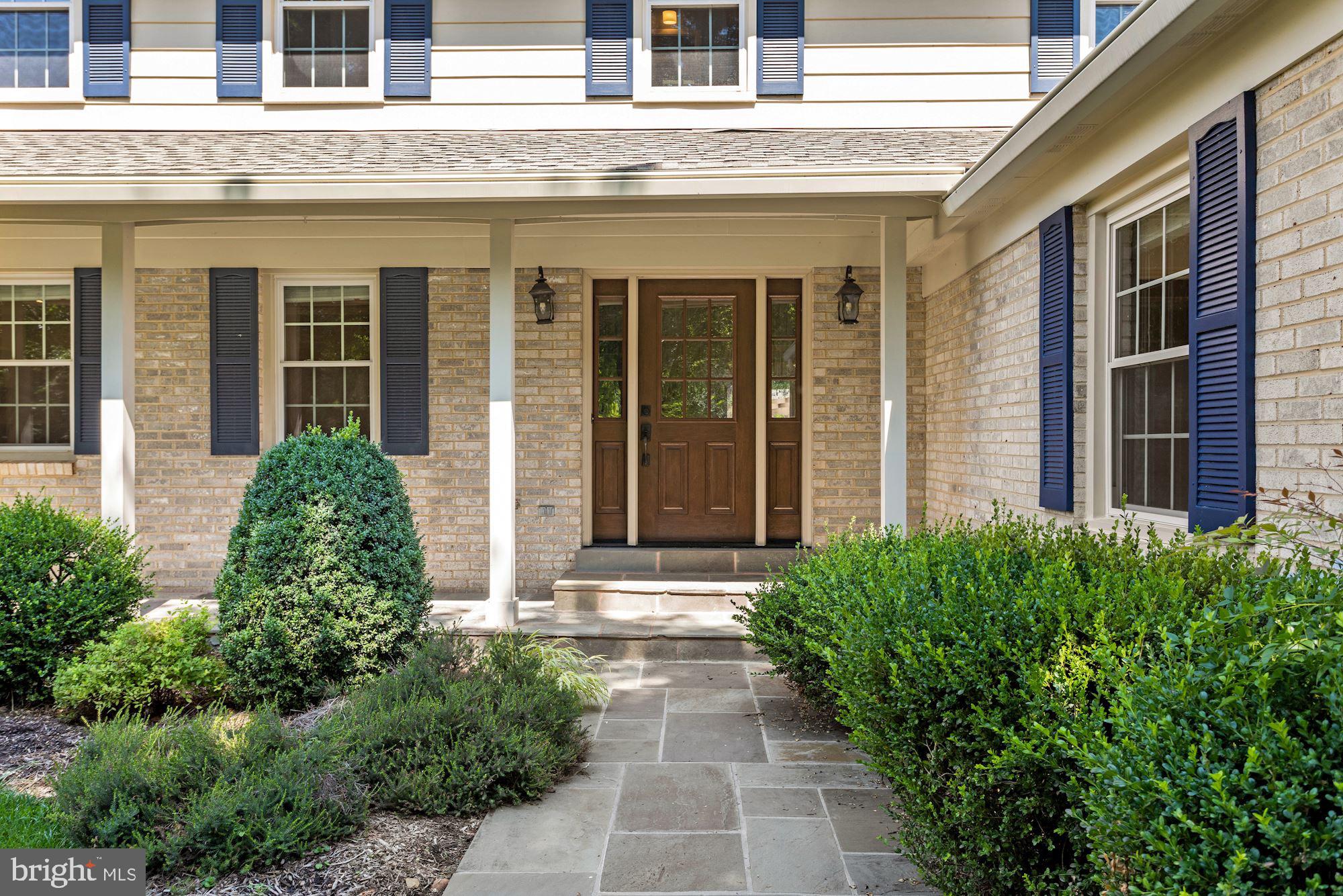 737 Ridge Drive McLean, VA 22101 - Photo 2 of 41 Main Entrance