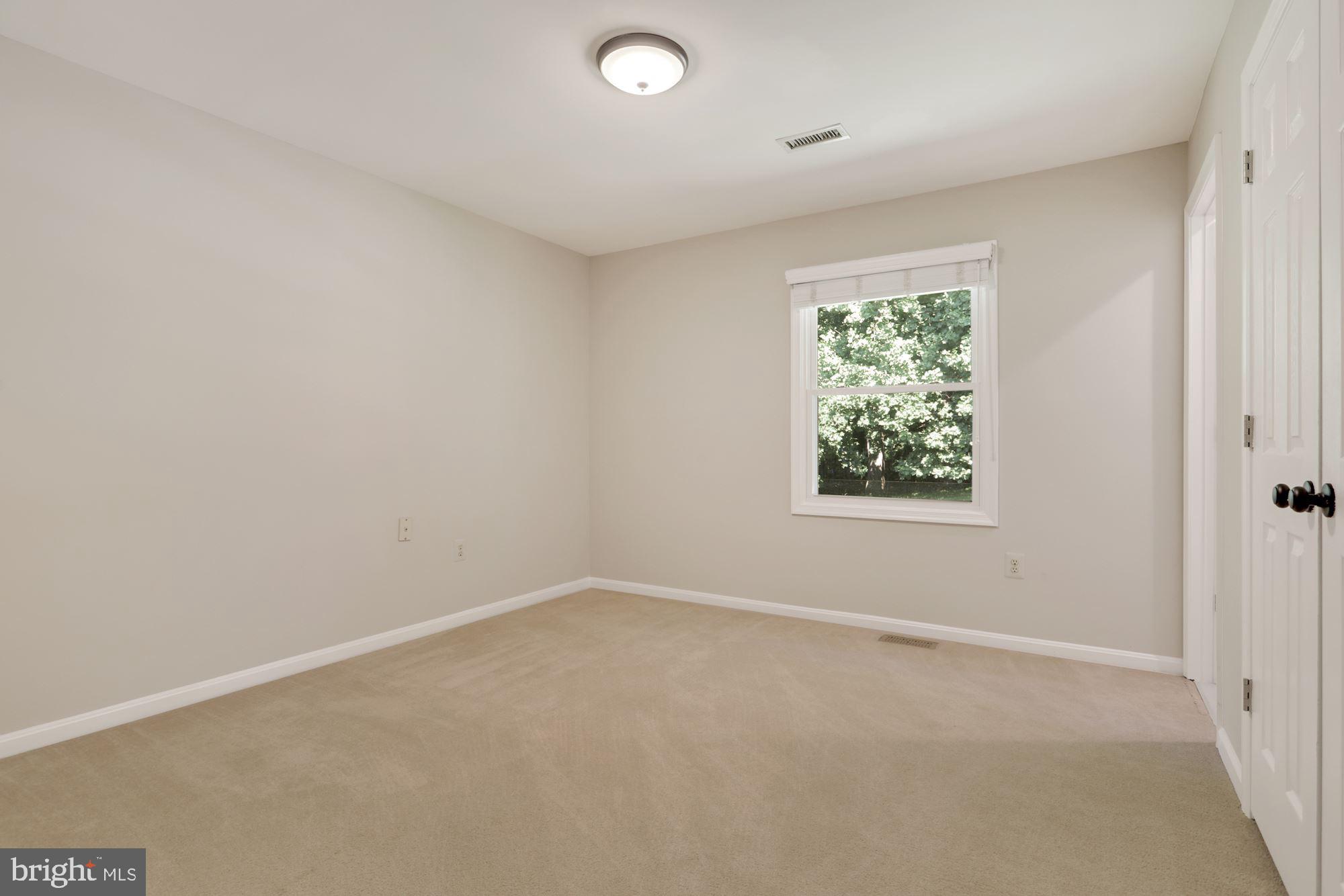 737 Ridge Drive McLean, VA 22101 - Photo 27 of 41 Bedroom #4