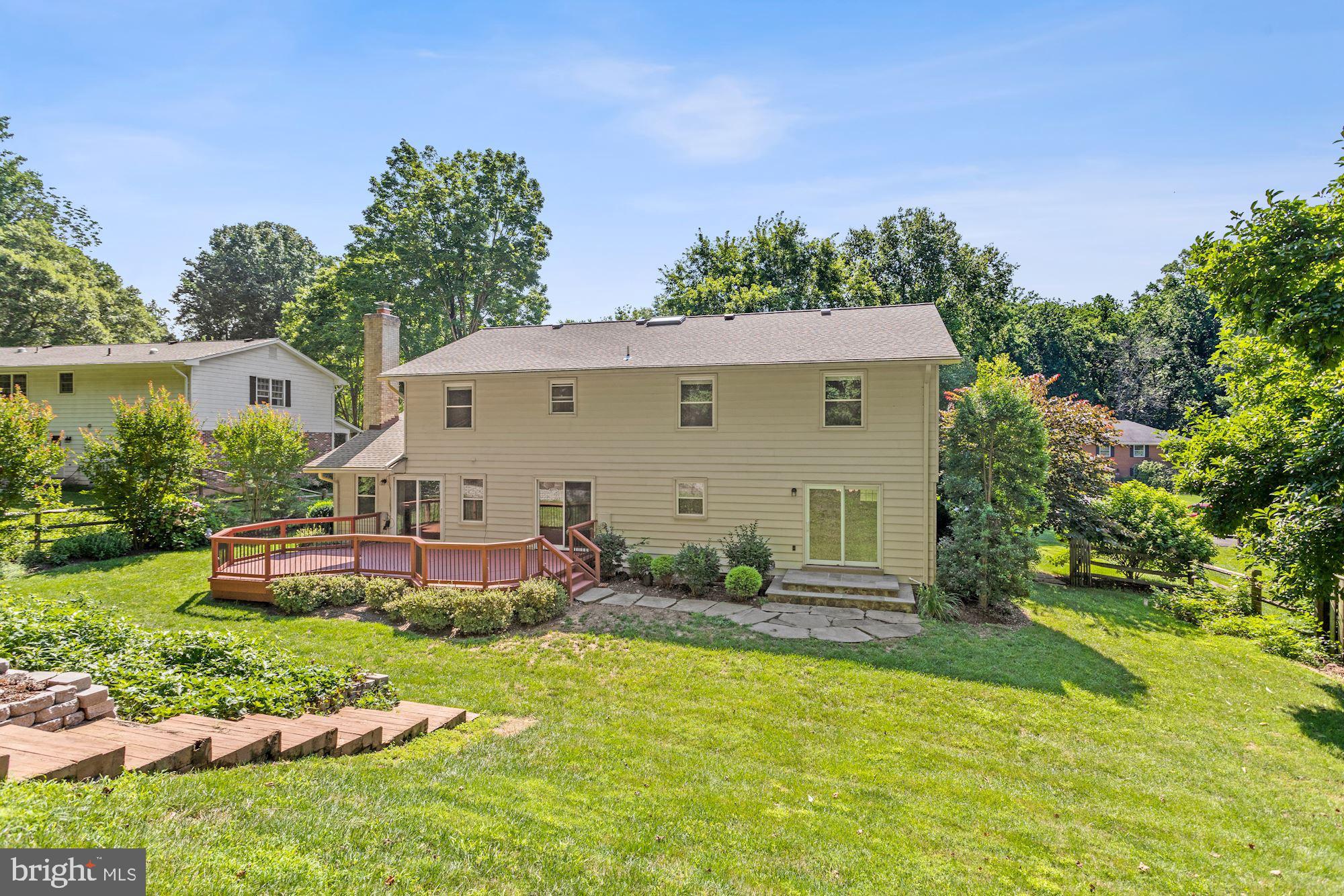 737 Ridge Drive McLean, VA 22101 - Photo 38 of 41 Exterior