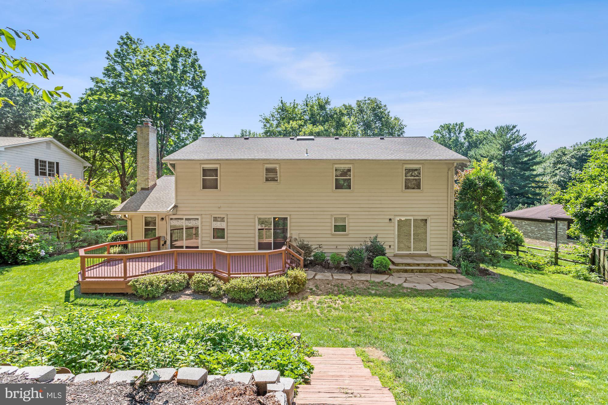 737 Ridge Drive McLean, VA 22101 - Photo 39 of 41 Exterior