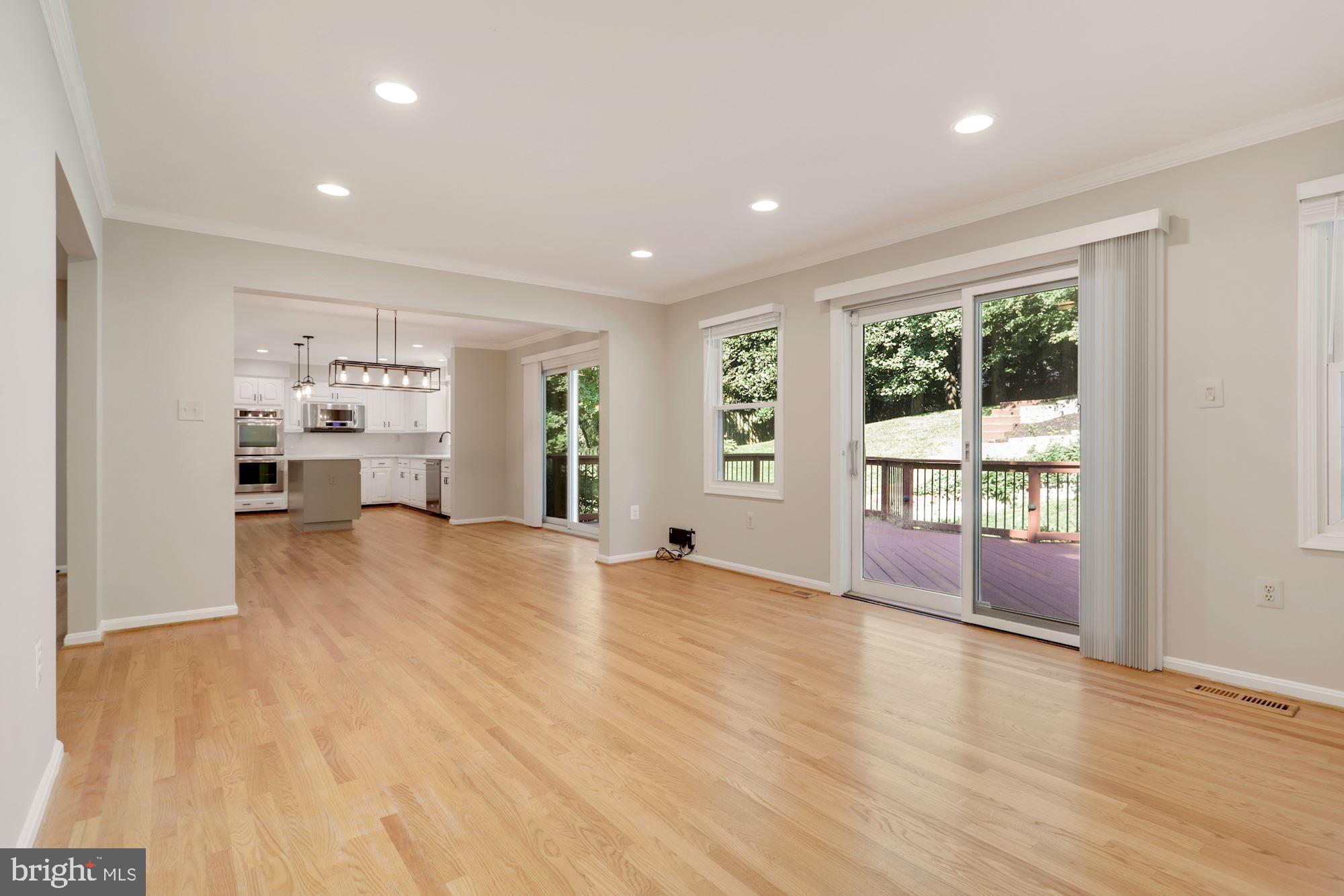 737 Ridge Drive McLean, VA 22101 - Photo 5 of 41 Family Room opens to the Kitchen