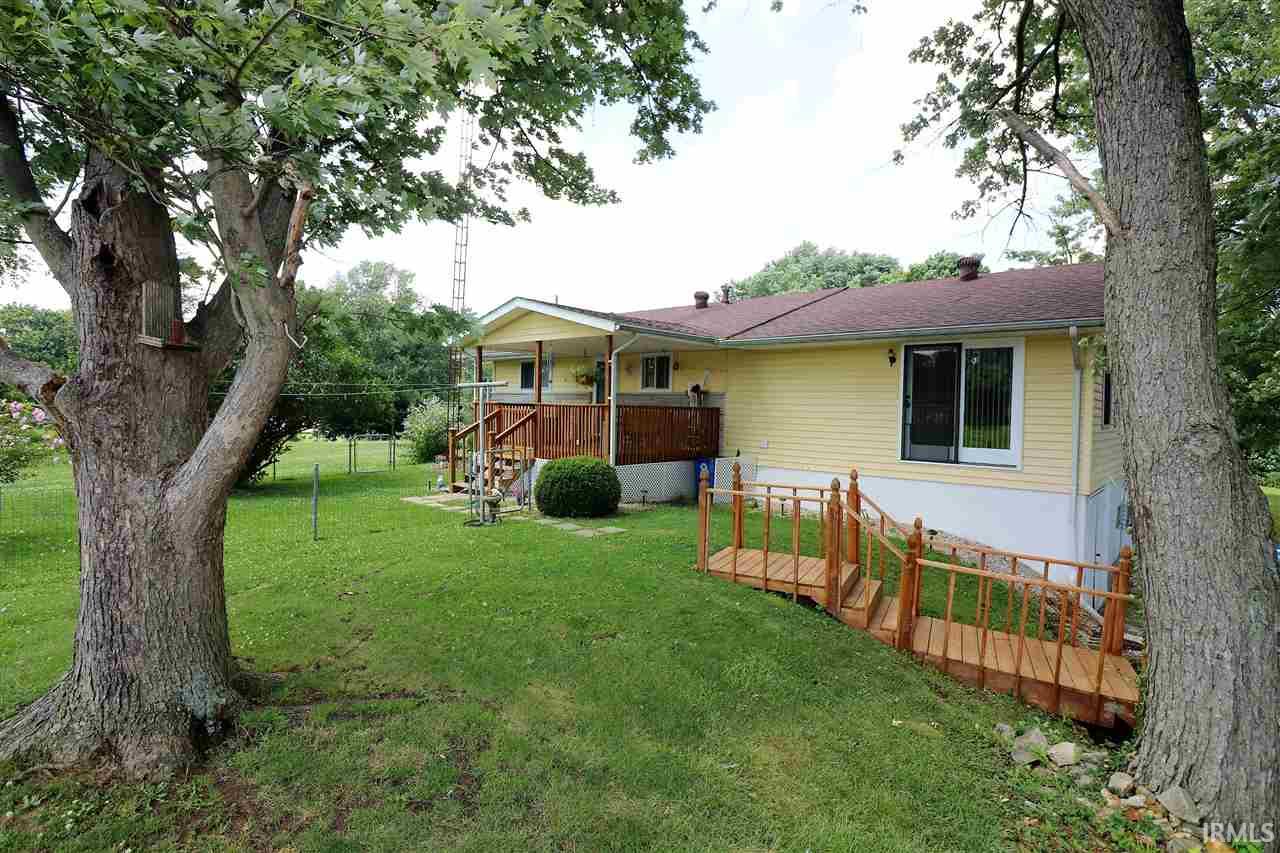 228 Woodville Road Mitchell, IN 47446 - Photo 4 of 35 Gallery Image 4