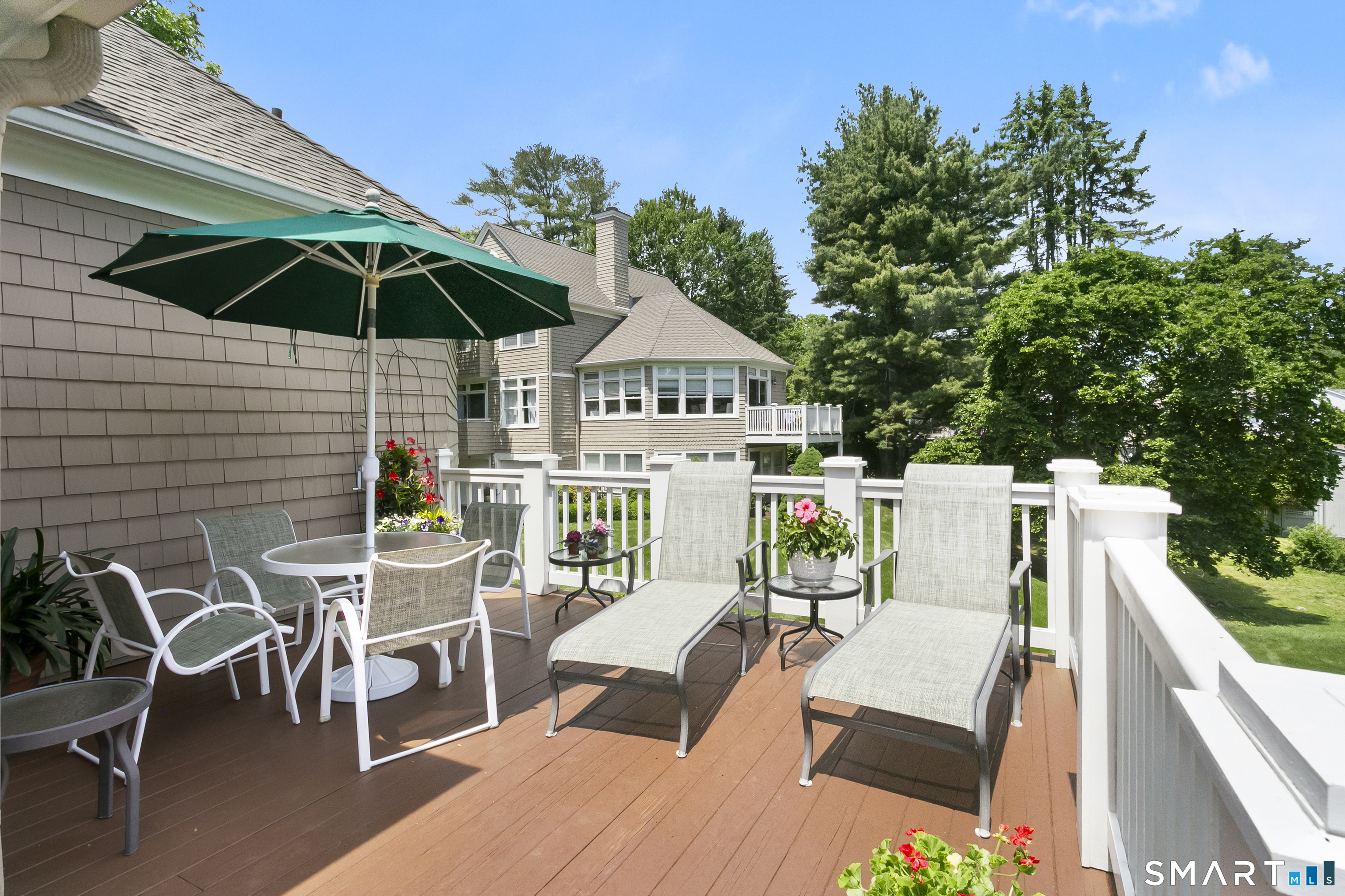936 South Pine Creek Road Fairfield, CT 06824 - Photo 34 of 39