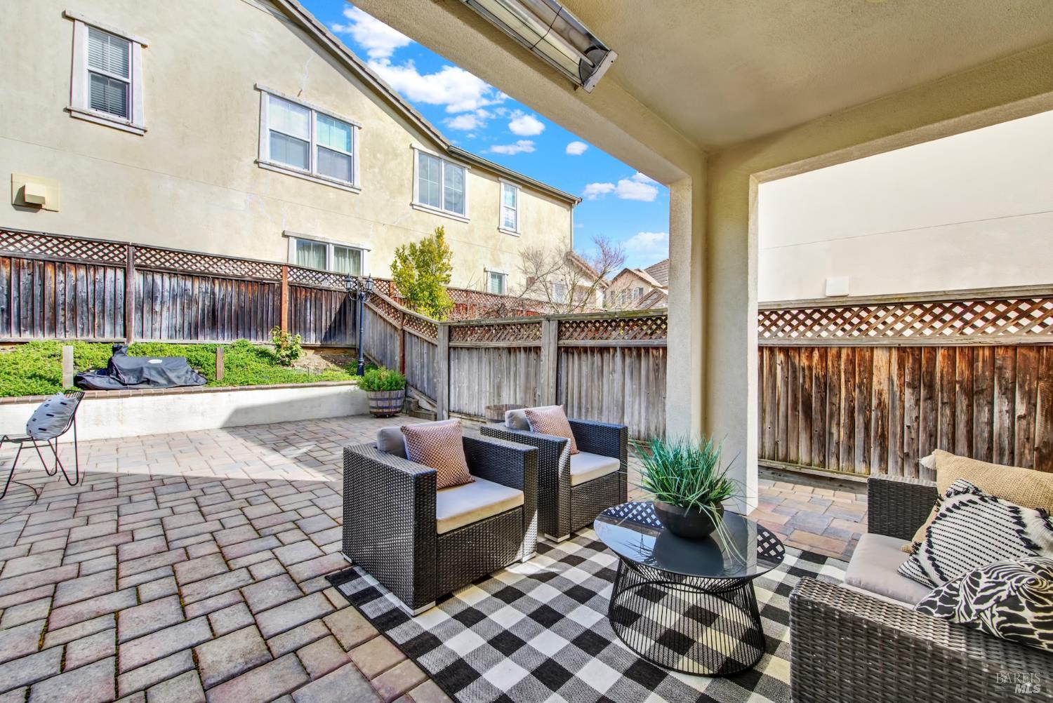7004 Alder Creek Road Vallejo, CA 94591 - Photo 5 of 68