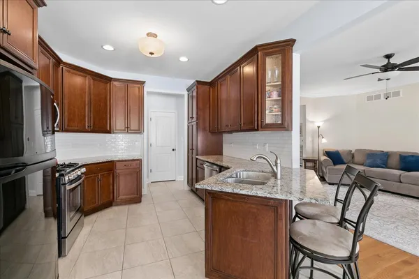 $444,900 | 1015 Meadow Path, Manteno, IL 60950