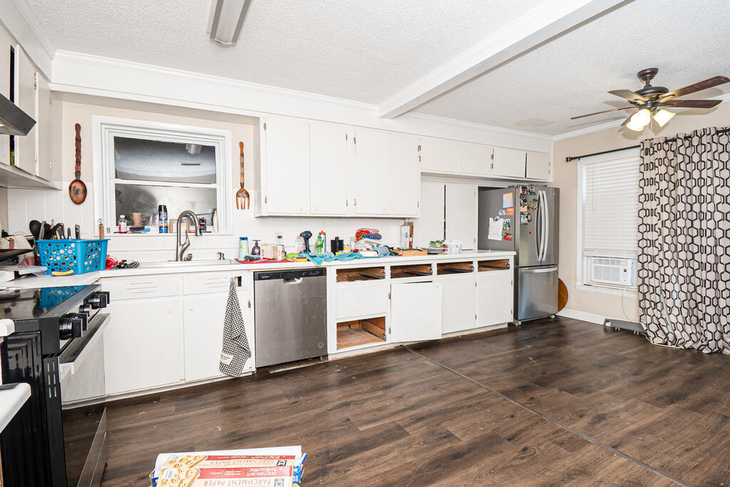310 Holly Hill Road Enterprise, AL 36330 - Photo 12 of 30 Gallery Image 12