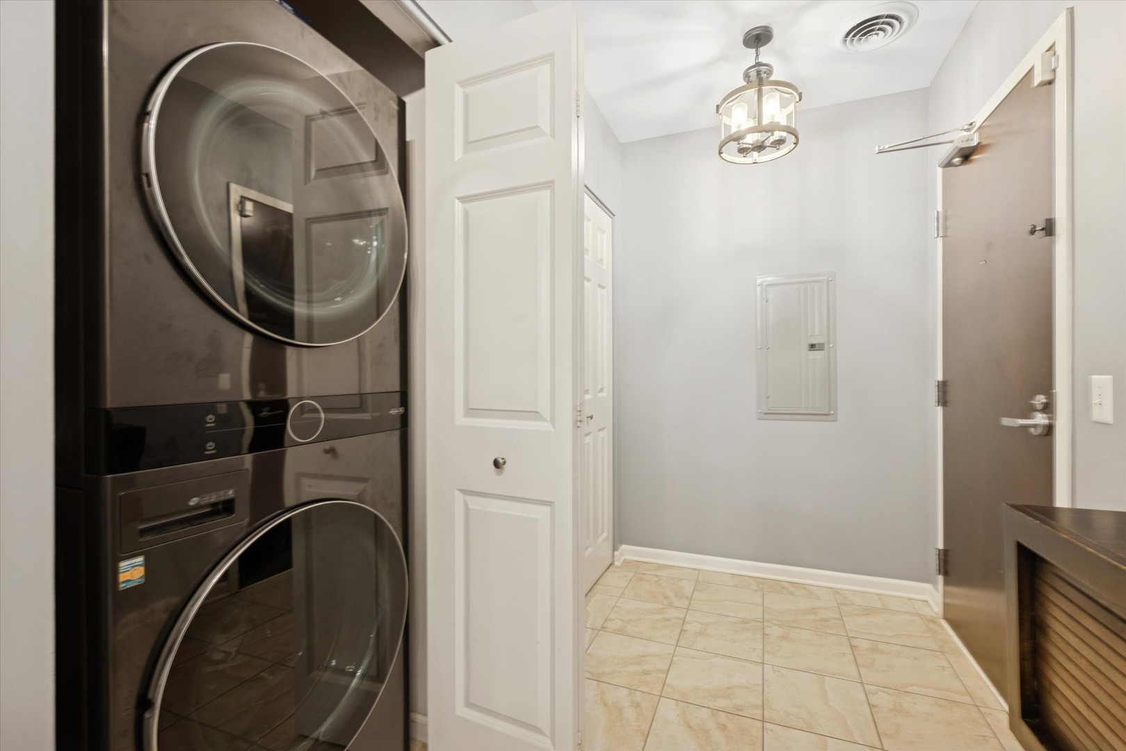 300 Village Circle, Unit 207 Willow Springs, IL 60480 - Photo 12 of 16