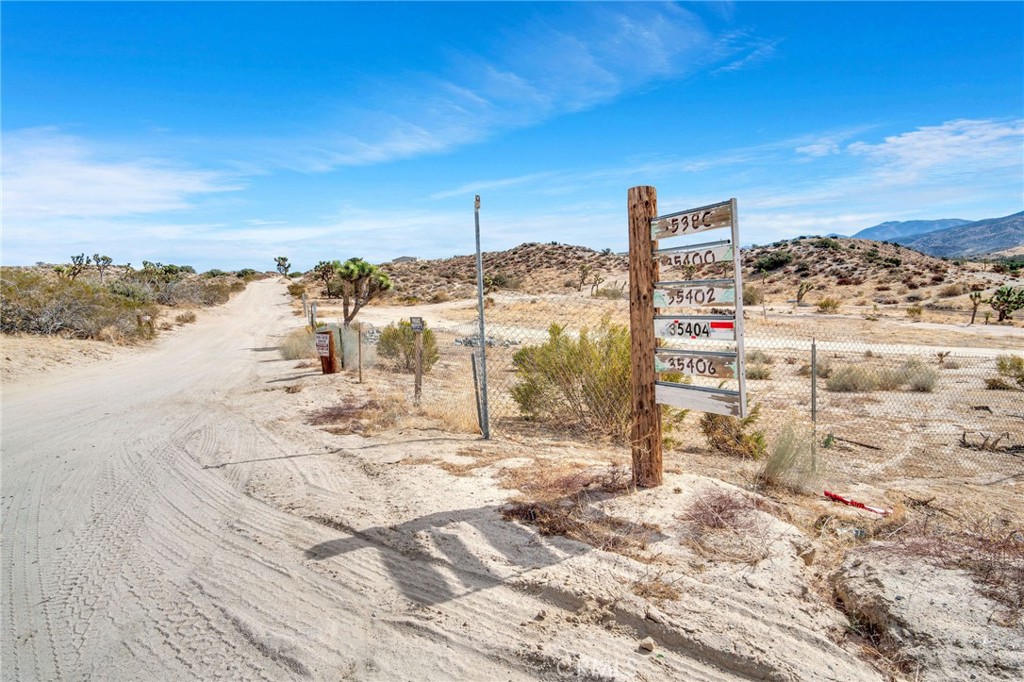 35380 Cheseboro Road Palmdale, CA 93552 - Photo 33 of 42 a view of a terrace view