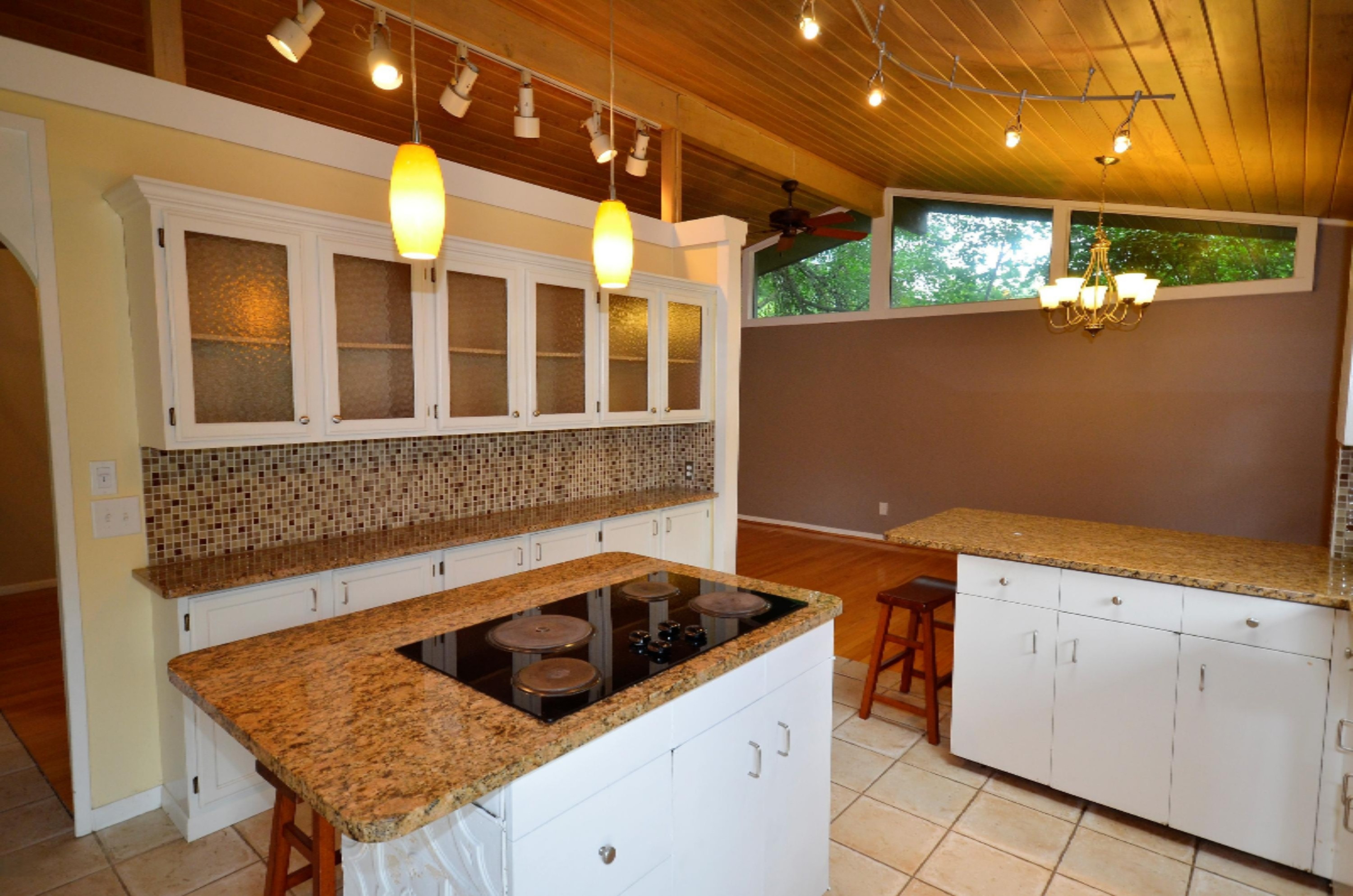 2606 Angling Road Kalamazoo, MI 49008 - Photo 5 of 23 _DSC0645