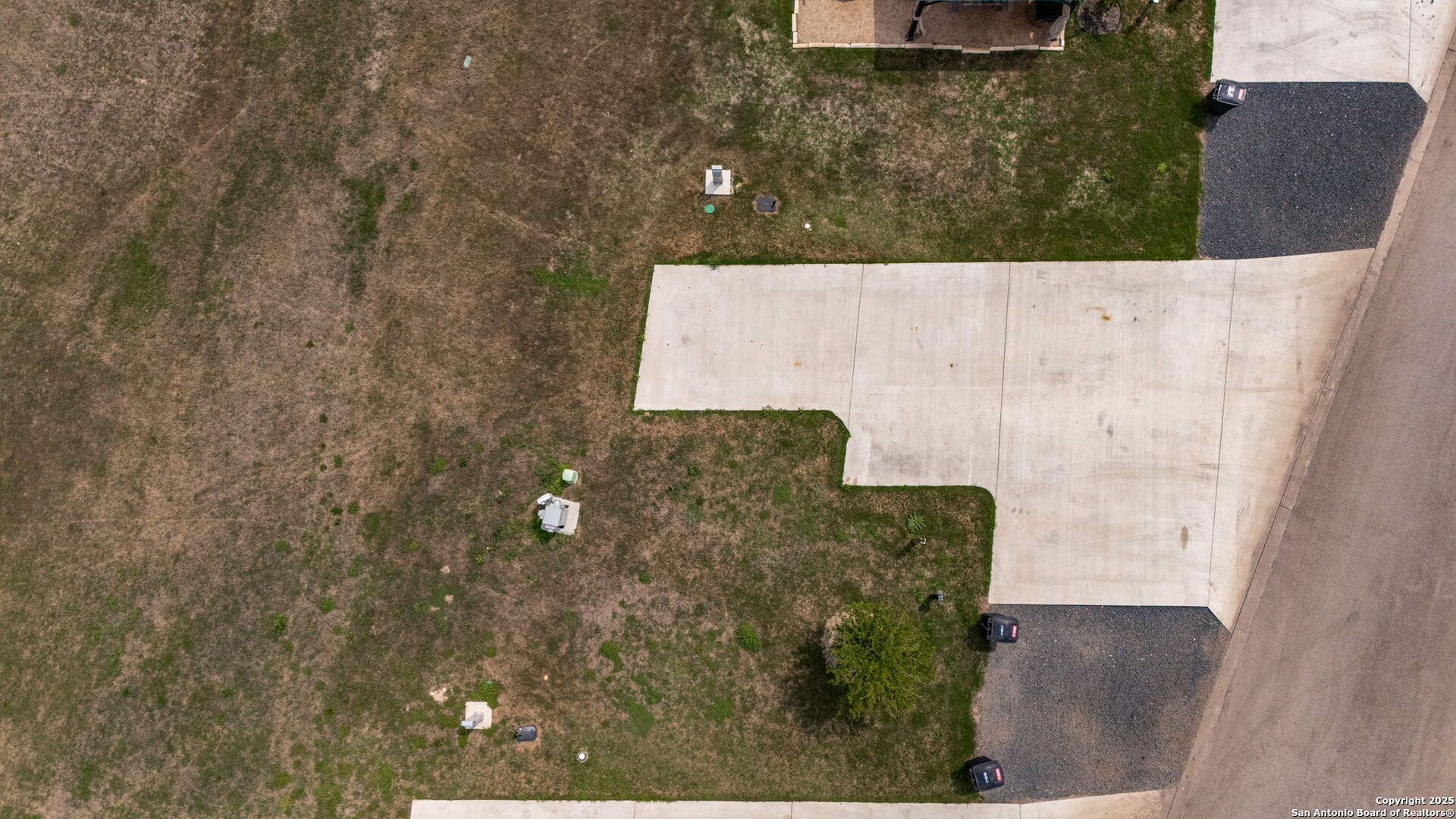 5386 Ranch Road 1376, Unit 101 Fredericksburg, TX 78624 - Photo 8 of 27 a view of a bathroom