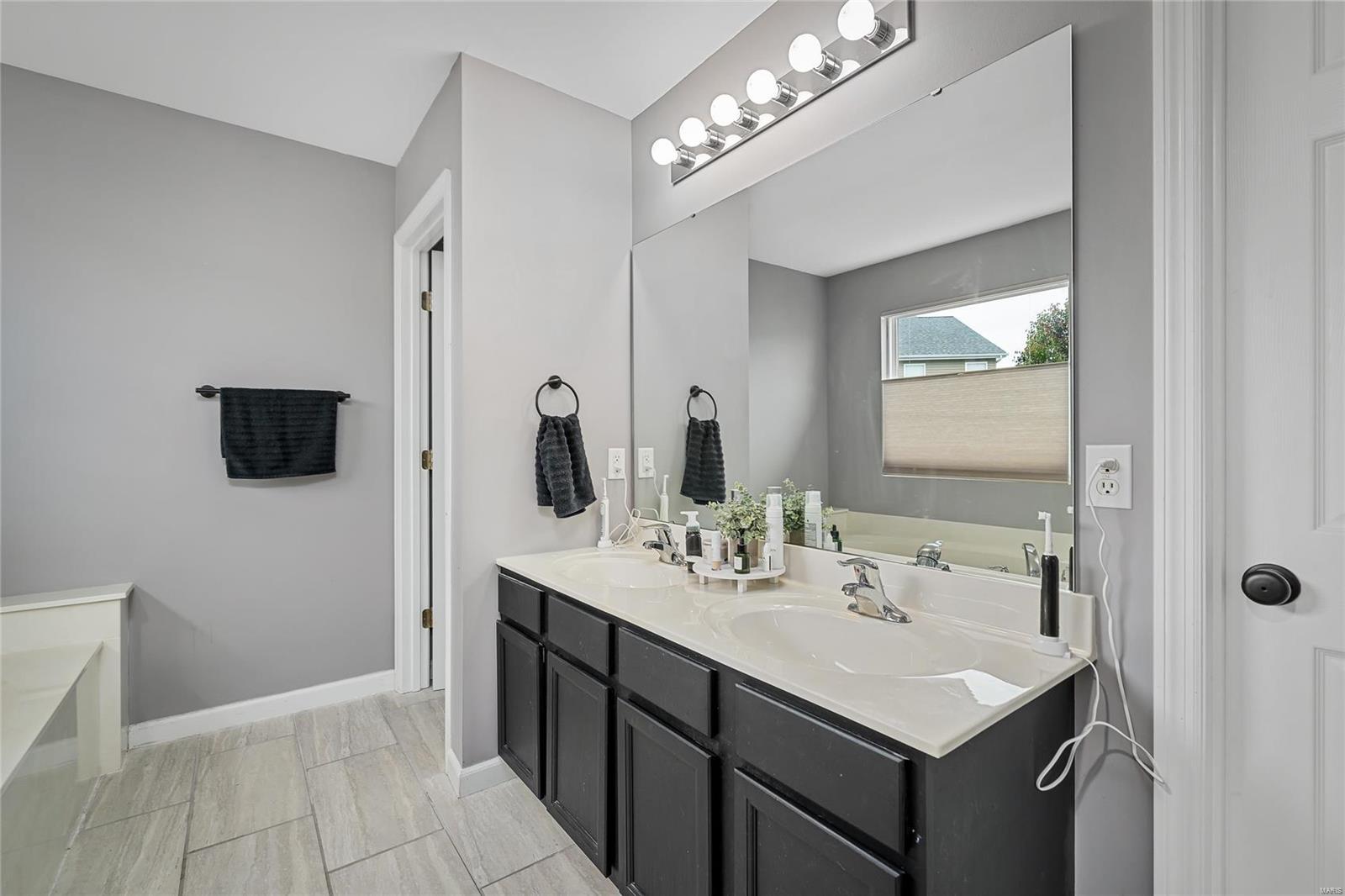 613 Spring Manor O'Fallon, MO 63368 - Photo 15 of 25