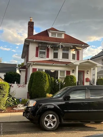 $1,775,000 | 148-24 Kalmia Avenue | Flushing