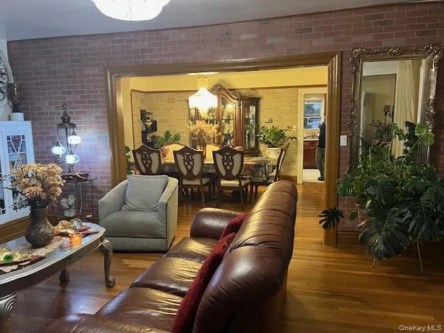 $1,499,998 | 148-24 Kalmia Avenue | Flushing