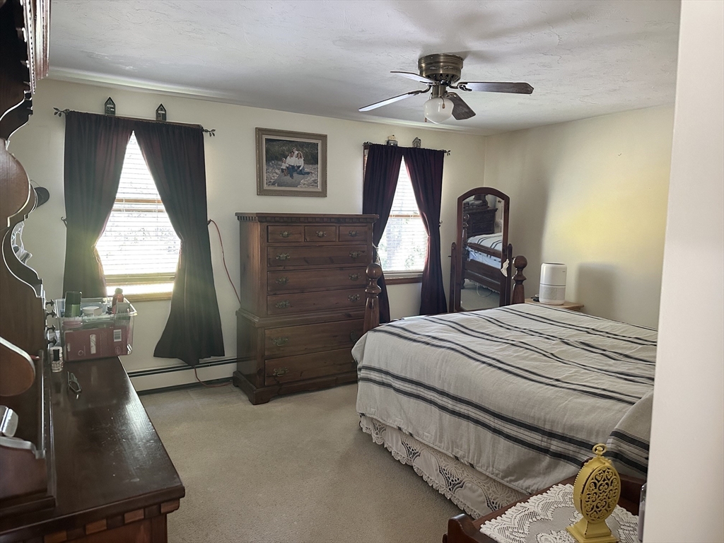 10 Pinecrest Road, Unit 10 Uxbridge, MA 01569 - Photo 12 of 14