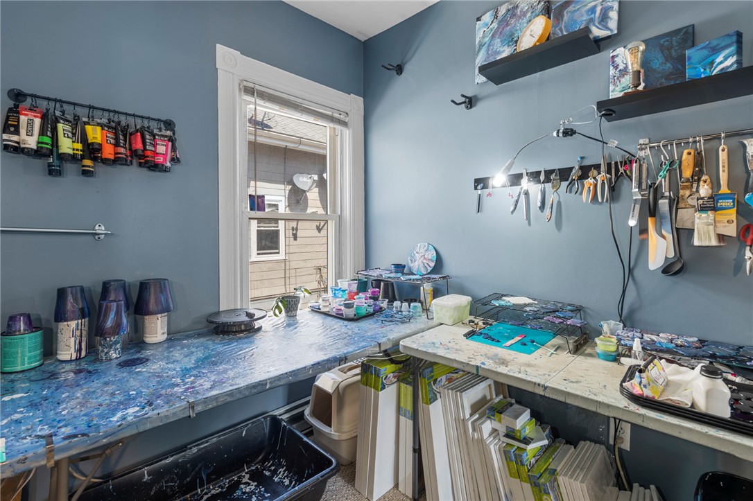 597 Main Street Warren, RI 02885 - Photo 28 of 38 2nd Floor Bed