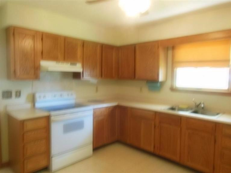 250 Reeves Road Dry Ridge, KY 41035 - Photo 9 of 26
