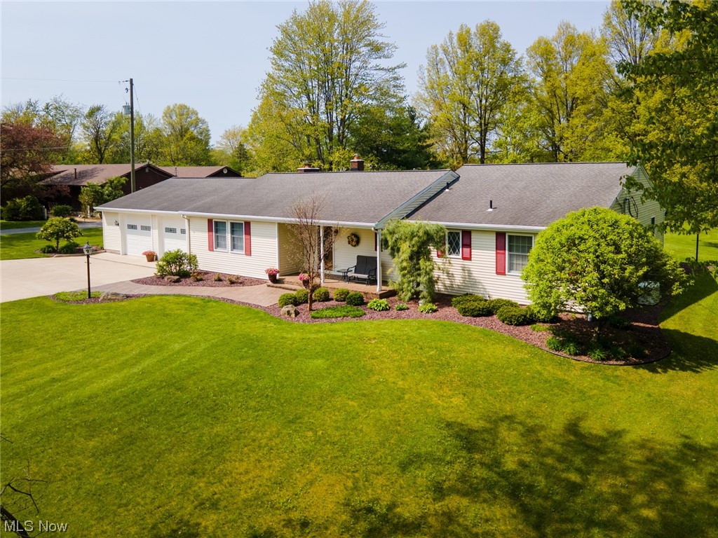 6722 Leffingwell Road Canfield, OH 44406 - Photo 2 of 34