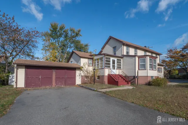 $3,000 | 217 MacArthur Avenue, Sayreville, NJ 08872