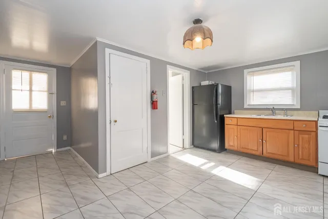 $3,000 | 217 MacArthur Avenue, Sayreville, NJ 08872