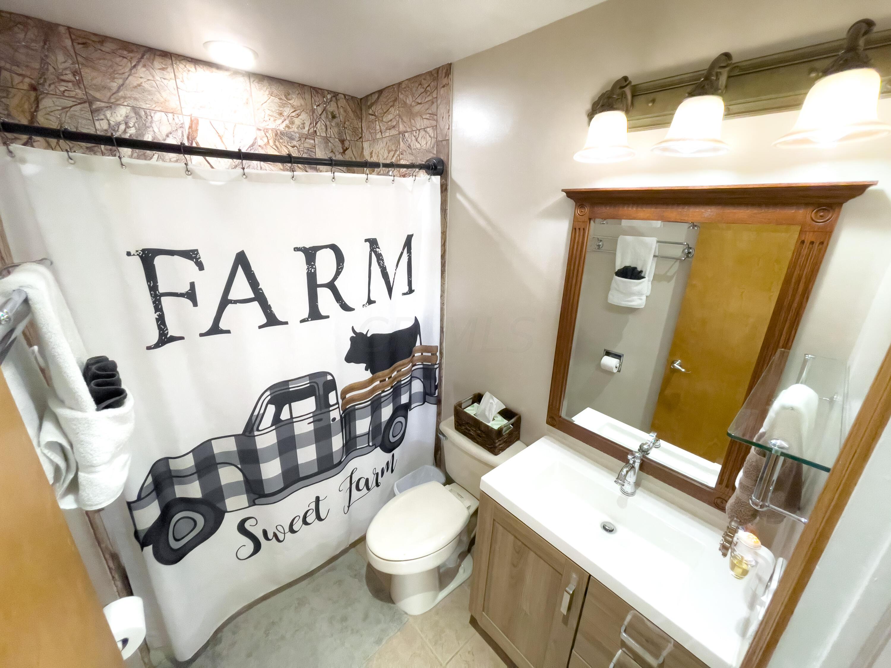 216 Sturbridge Road Columbus, OH 43228 - Photo 29 of 34 Gallery Image 29