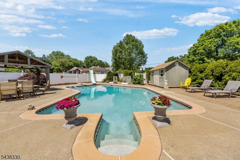 276 Northview Terrace Springfield, NJ 07081 - Photo 37 of 42
