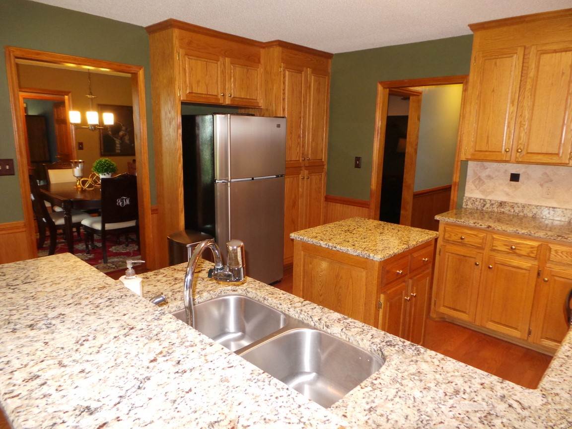 1181 South Green River Road Gaffney, SC 29341 - Photo 4 of 25 Gallery Image 4