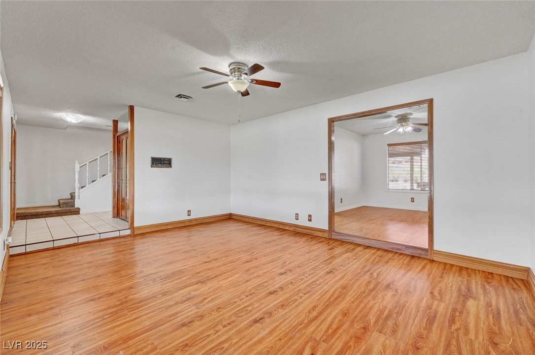 8970 West Lone Mountain Road Las Vegas, NV 89149 - Photo 22 of 94 living room